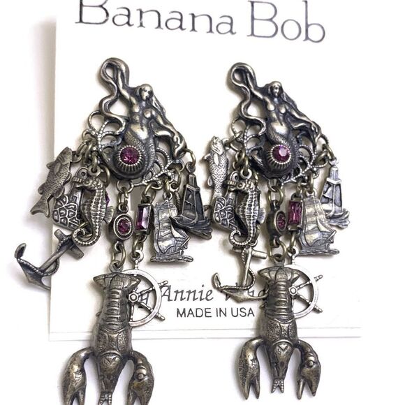 Banana Bob Mermaid queen of the sea theme chandelier pierced silver earrings - Picture 2 of 9